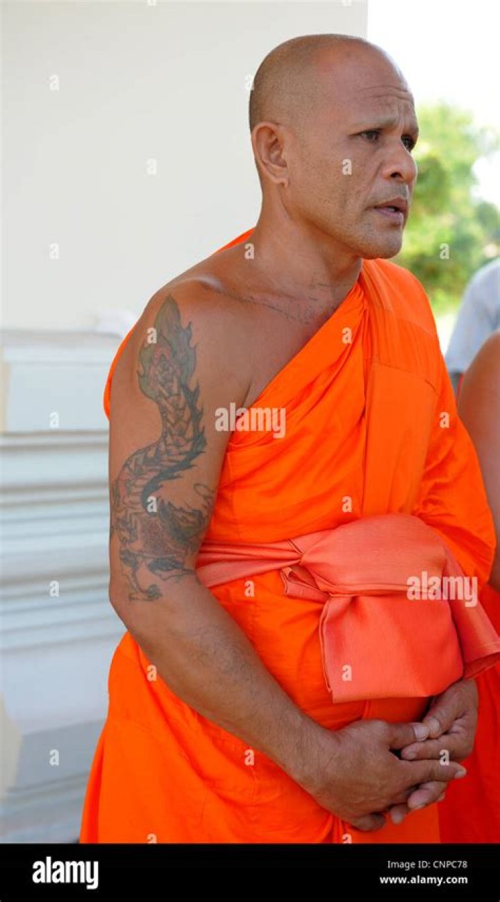 Can monks have tattoos?