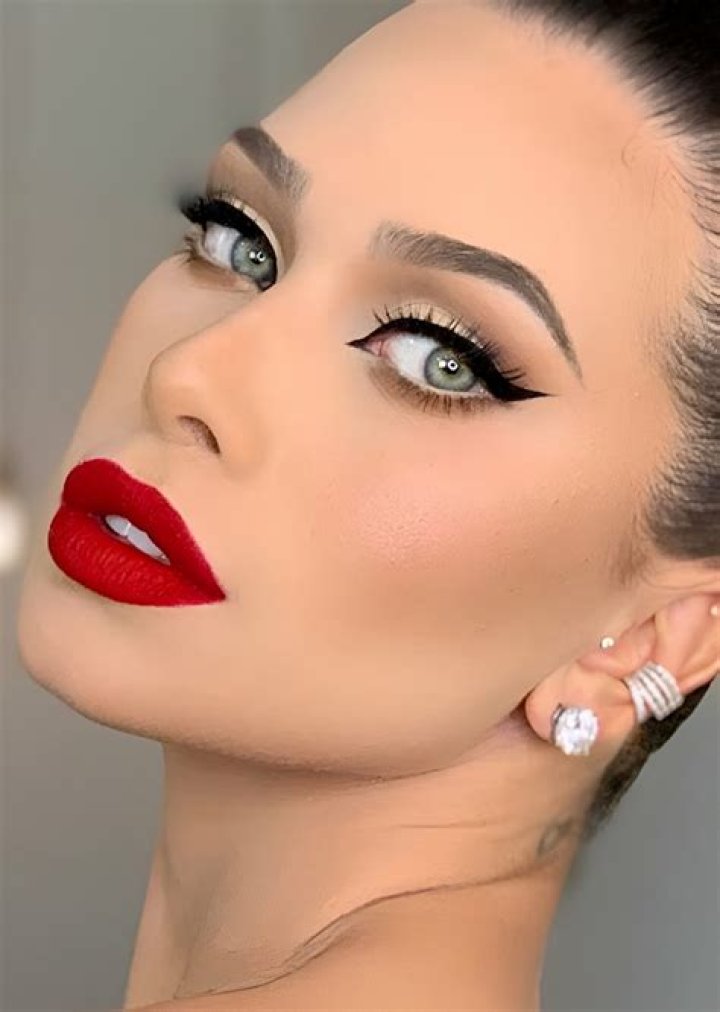 Can red lipstick make you look older?