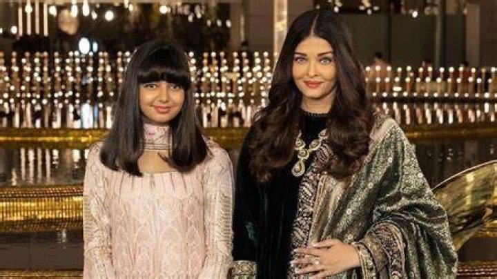 Is aradhya look like Lisa?