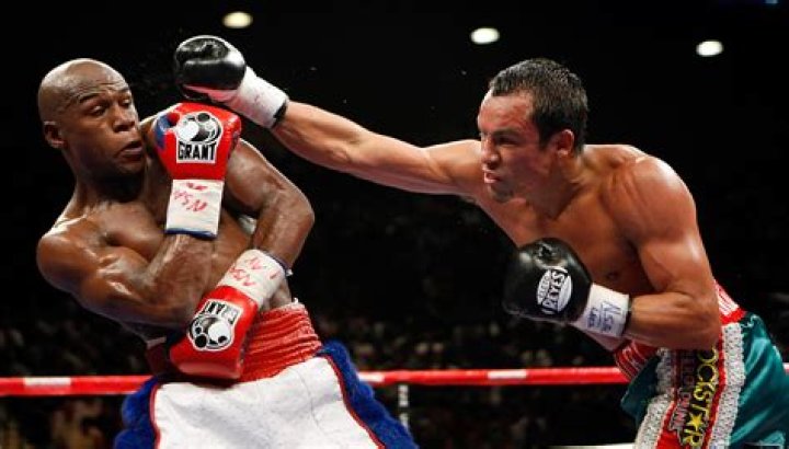 Is Floyd the best boxer ever?