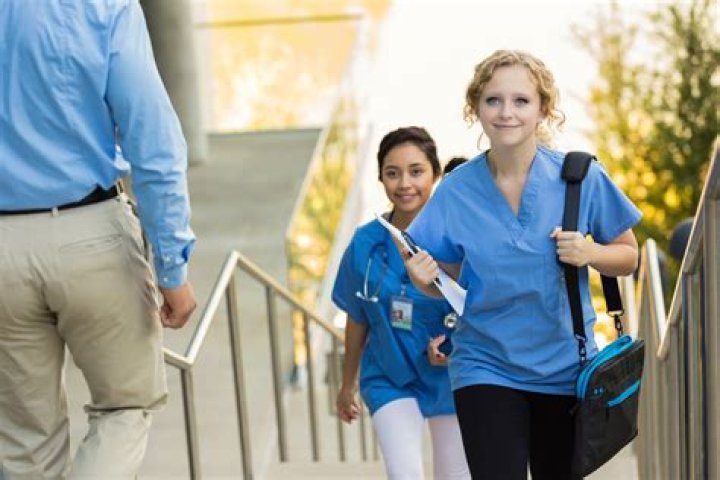 Is med school worth?