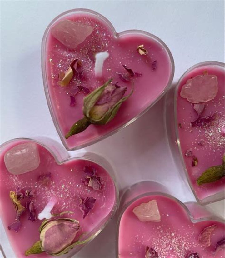Is polyester glitter safe for candles?