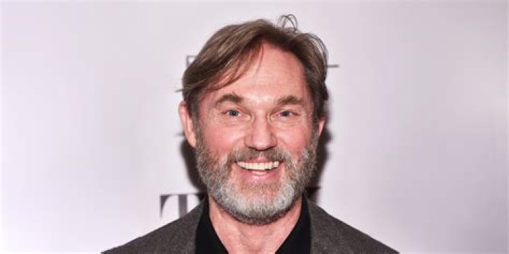 Is Richard in love with Henry?