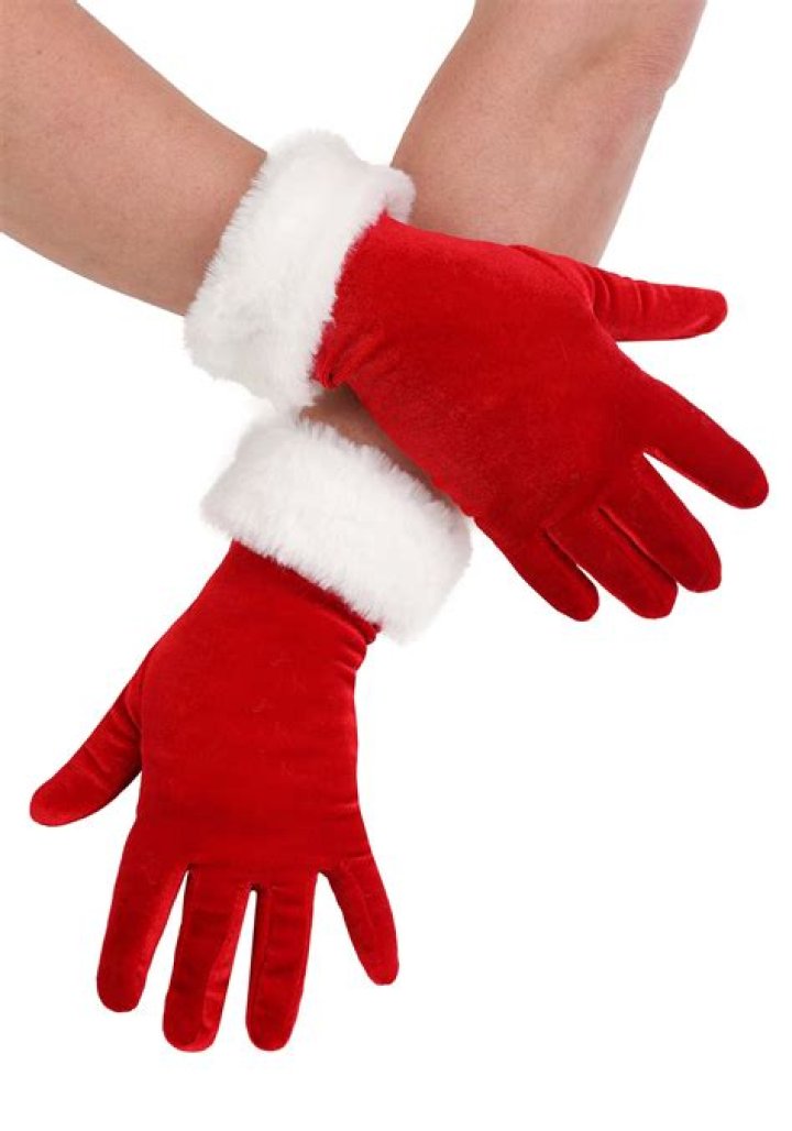 What color is Santa Claus's gloves?