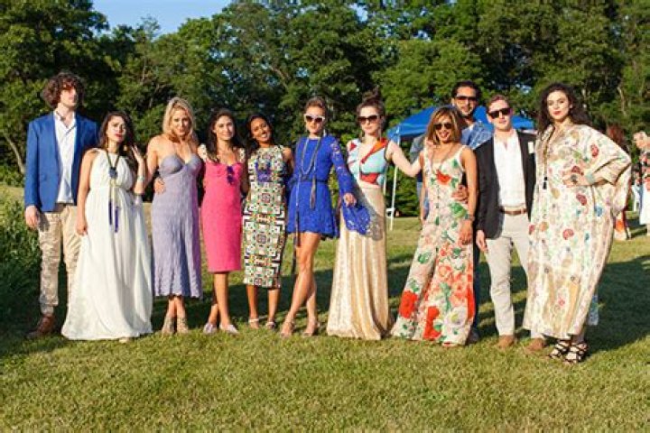 What is the dress code for a celebration of life?